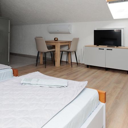 Albatross Guest House Bitola Buitenkant foto